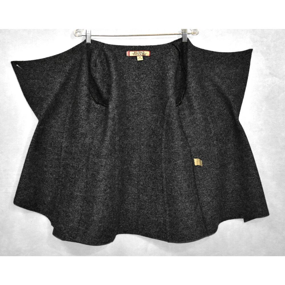 B5 New Beyond Threads Mayu Draped Lapel Charcoal … - image 6